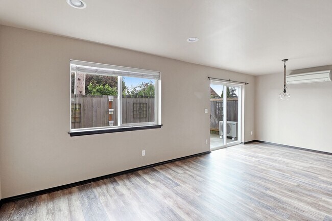 Foto del edificio - 45 NE Melrose Dr
