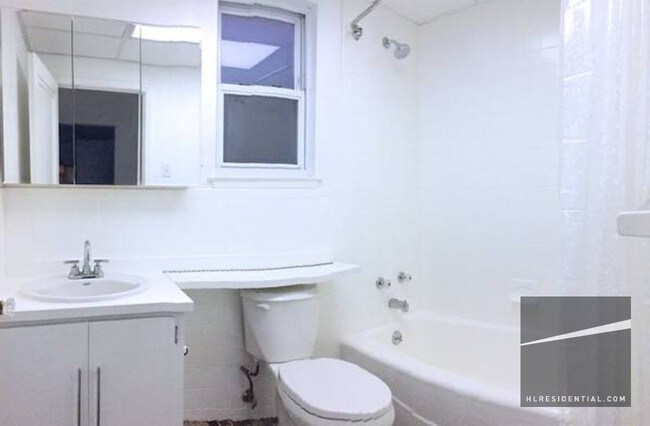 Foto del edificio - 2511 18th St
