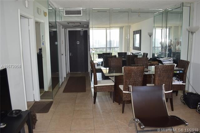 Building Photo - 20335 W Country Club Dr