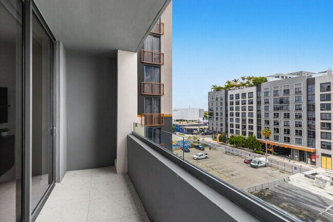 Foto del edificio - 2700 NW 2nd Ave