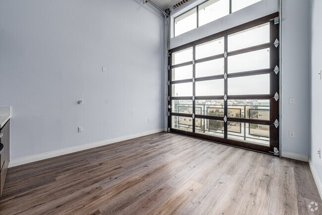 1BR, 1BA - 625SF - Living Room - Lux Lofts