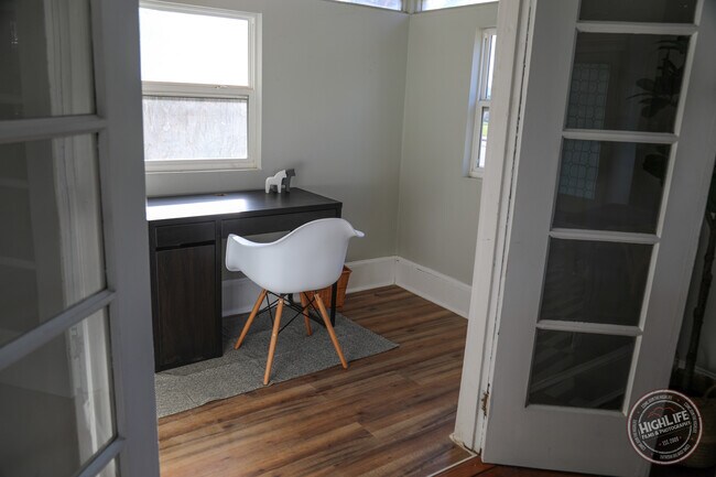 Office - 1205 Ionia St