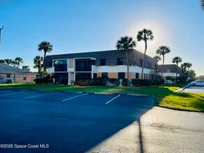 Building Photo - 2700 N Hwy A1A