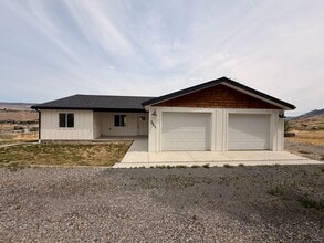 Building Photo - 3063 Conarty Rd