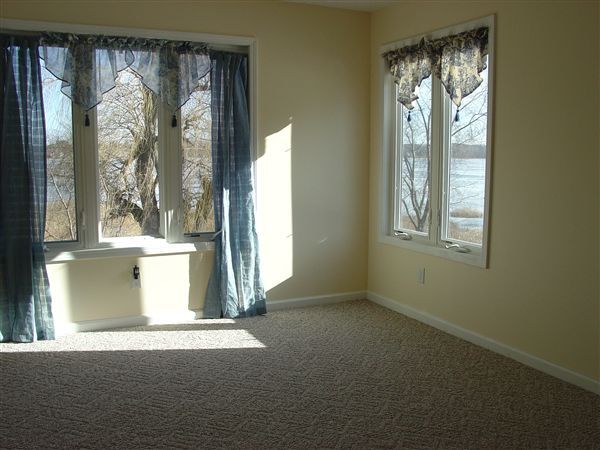 Building Photo - 15507 Outer Dr