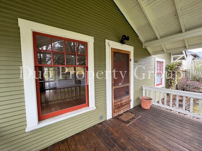Foto del edificio - Historic Washburne Craftsman