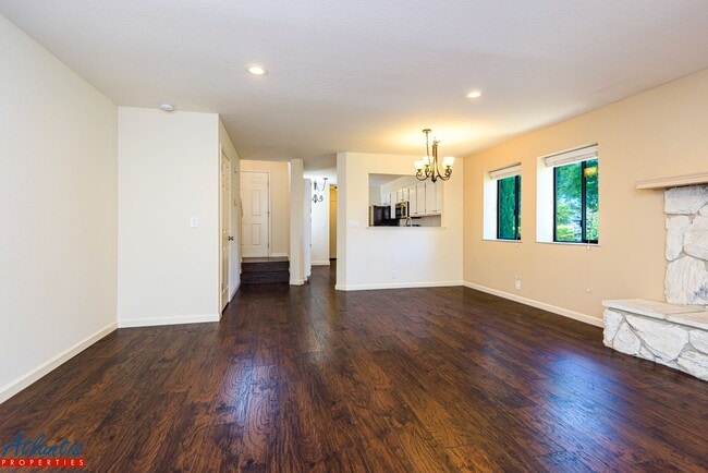 Foto del edificio - Lovely Townhouse | Resort-Style Community