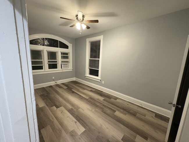 Building Photo - 2757 Harris Ave