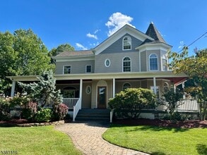 Building Photo - 38 Totowa Rd