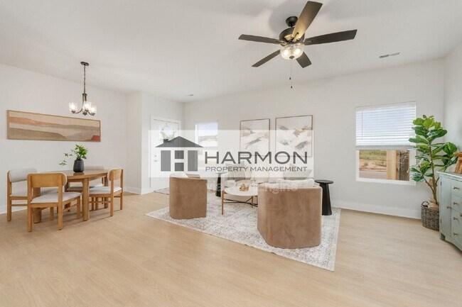 Foto del edificio - 2054 N Reece St