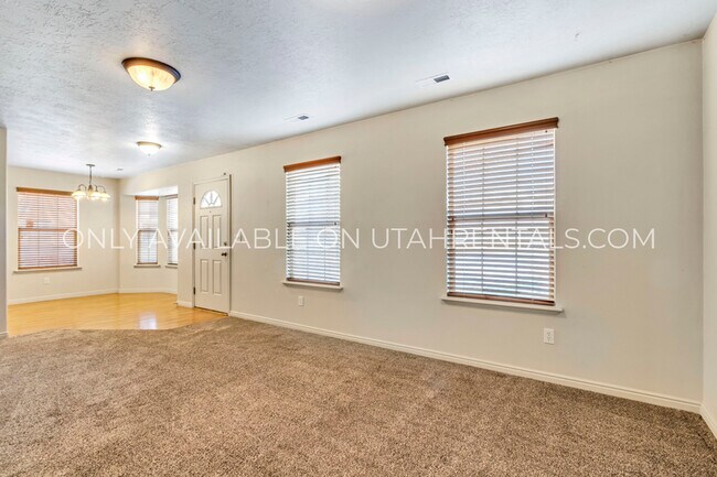 Foto del edificio - 976 1760 W