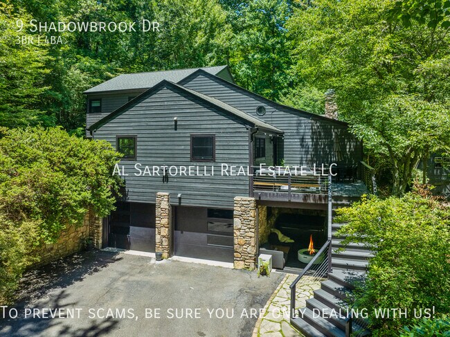 Foto del edificio - 9 Shadowbrook Dr