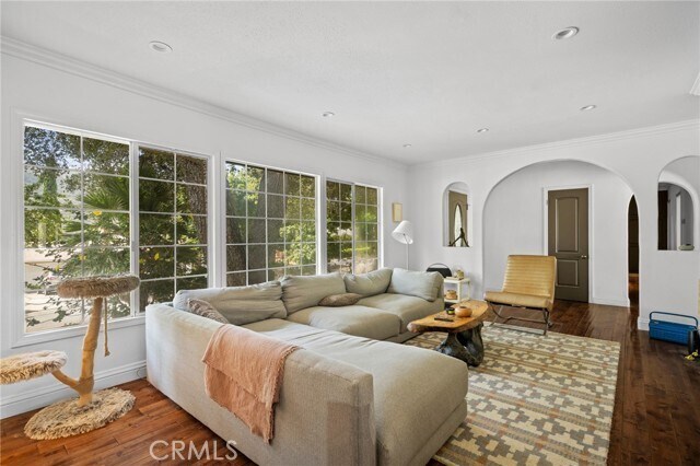 Foto del edificio - 6247 Hamilton Ln