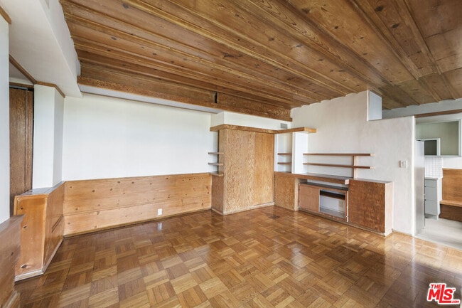 Building Photo - 1807 1/2 Edgecliffe Dr