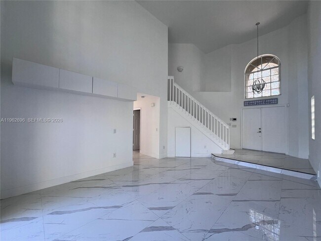 Foto del edificio - 109 Gables Blvd
