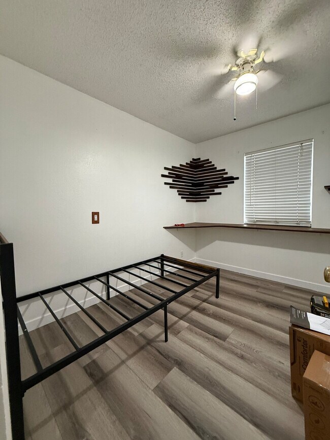 Foto del edificio - 600 NE 3rd St