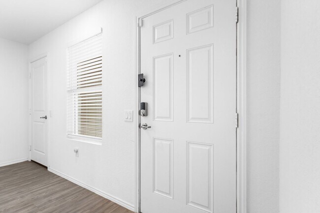 Foto del edificio - 10007 Kersey Ml