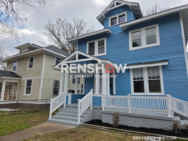 Building Photo - 1571 E McLemore Ave