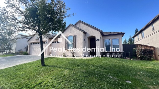 Building Photo - Spacious Folsom 4bd/3ba Home With 3 Car Ga...
