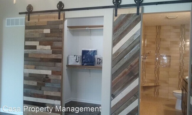 Foto del edificio - 4 br, 3 bath House - 5960 Mad Creek Place