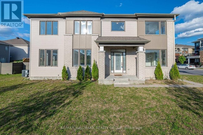 Building Photo - 2307 Watercolours Way
