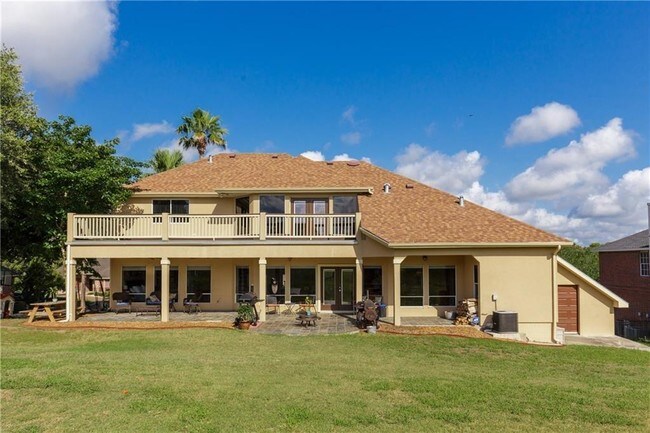 Foto del edificio - 4322 Spring Creek Dr