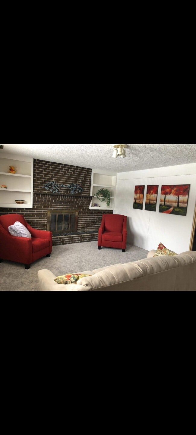 Building Photo - 4683 Ranch Dr