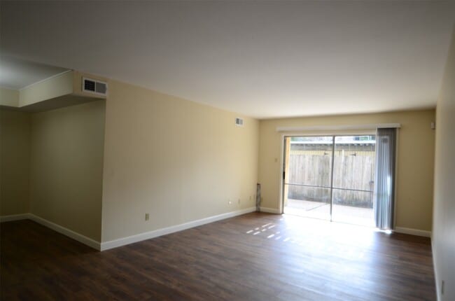 Building Photo - 12978 Trail Hollow Dr