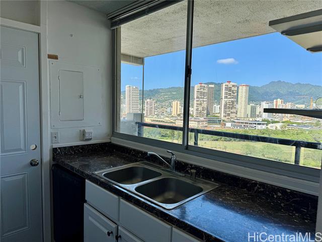 Building Photo - 444 Nahua St