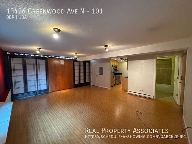 Building Photo - 13426 Greenwood Ave N
