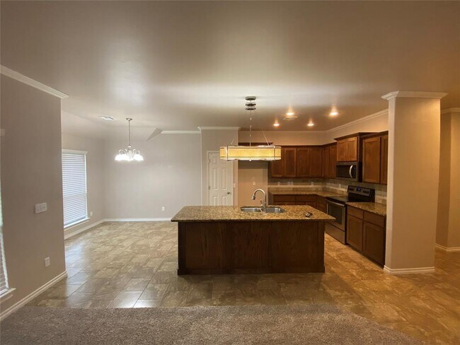 Foto del edificio - 2217 Crooked Oak Dr