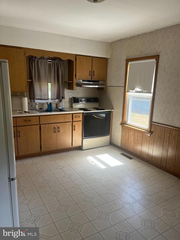 384 Valley Ave, Hammonton, NJ 08037 House Rental in Hammonton, NJ