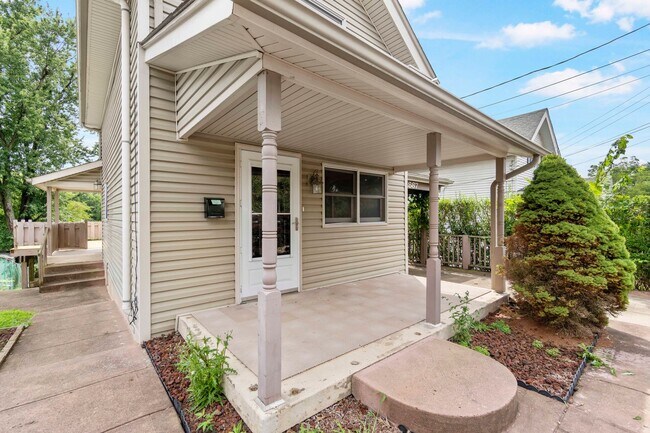 Foto del edificio - 2887 Hickory St