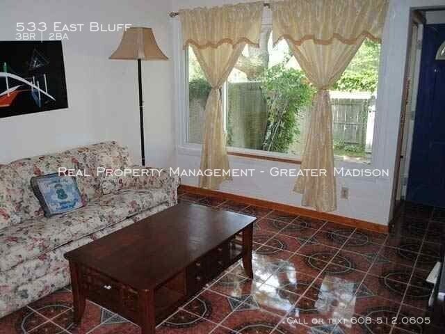Foto del edificio - 533 East Bluff