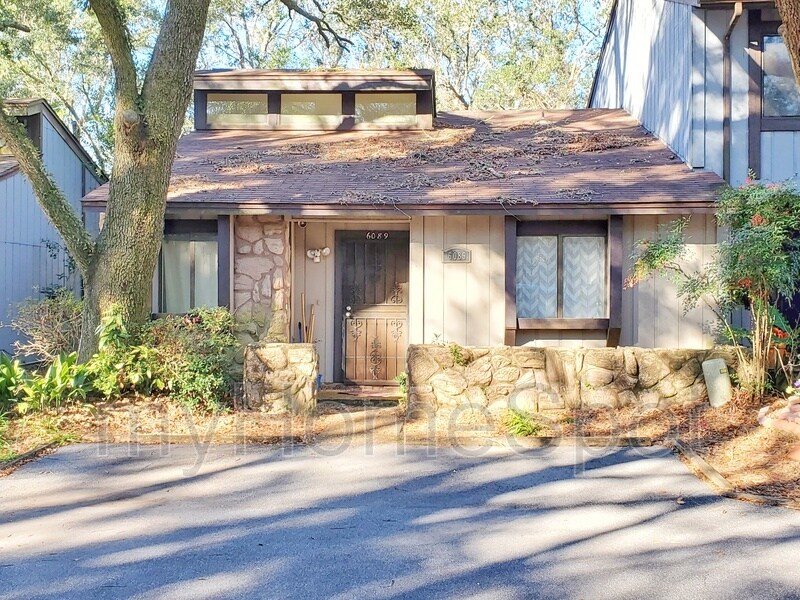 Primary Photo - 6089 Hilburn Rd