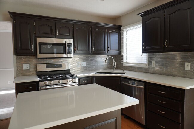 Foto del edificio - Dream Home in the Heart of Millard School ...