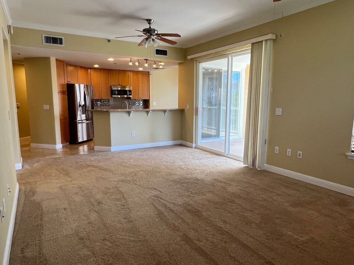 Colony at the Peninsula - 3 Bedroom 2 bath 2 Parking in Hawaii Kai - Colony at the Peninsula - 3 Bedroom 2 bath 2 Parking in Hawaii Kai