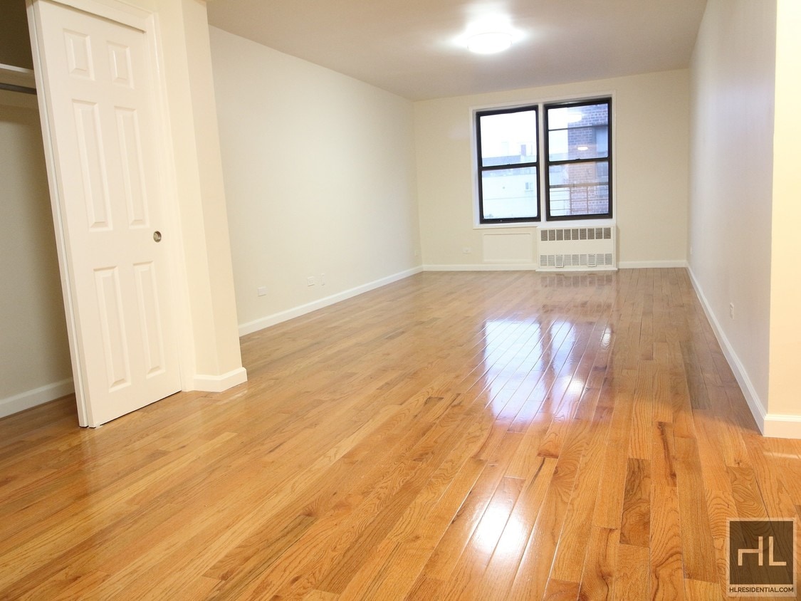 8340 Britton Ave Unit 4C, Elmhurst, NY 11373 Room for Rent in