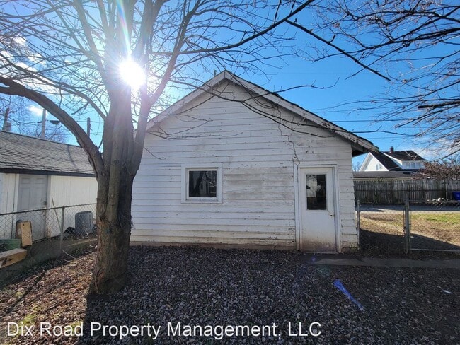 Building Photo - 3 br, 1 bath House - 1327 Vanderveer Avenue,