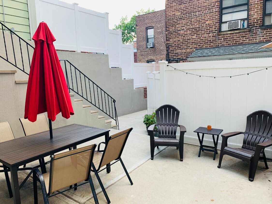 Primary Photo - 2315 29th St