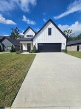 Building Photo - 7233 Havenwood Dr