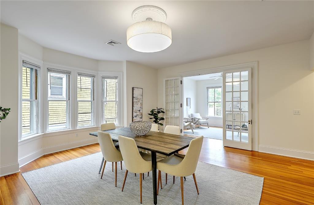 Foto principal - 220 Olney St