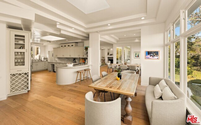 Foto del edificio - 282 Bentley Cir