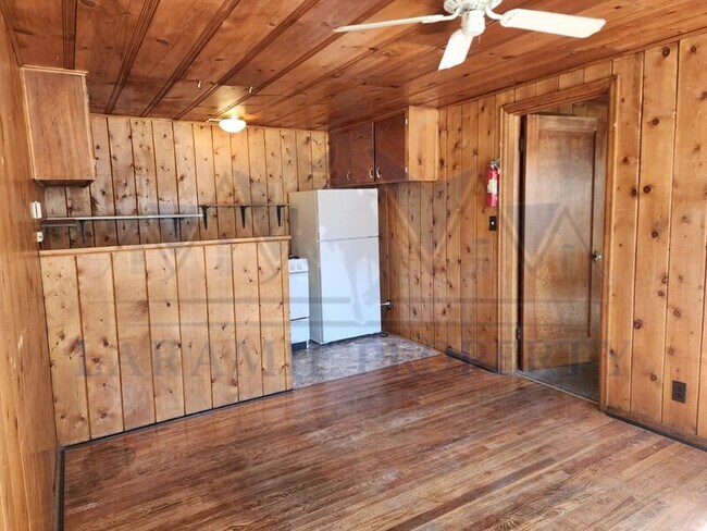 Foto del edificio - 407 S 5th St