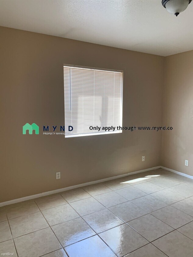 Foto del edificio - 2 br, 1 bath  - 2437 N Amarillo St Apt 4