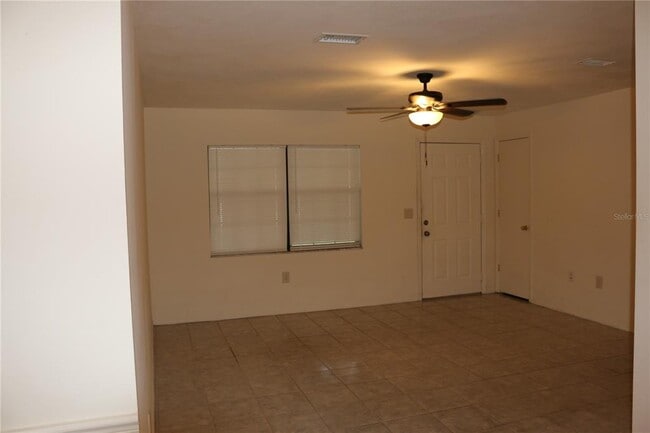 Building Photo - 5980 NW 62nd Ave