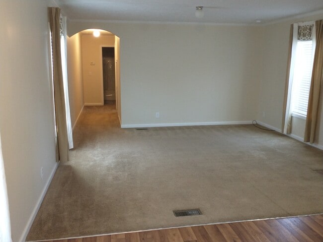 Foto del edificio - 40 Rising Sun Ln