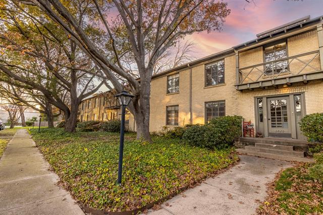 Foto del edificio - 5825 Grassmere Ln