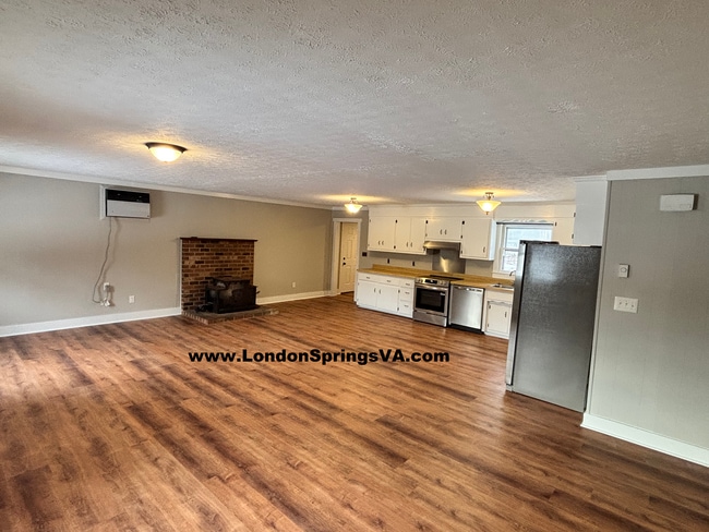 Building Photo - 21116 Wells St