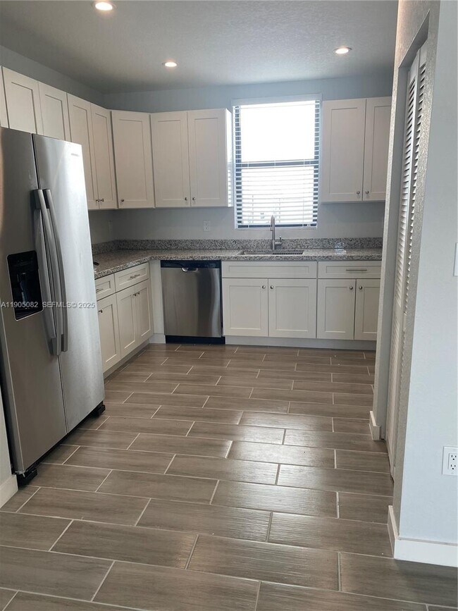 Foto del edificio - 24940 SW 134th Ave